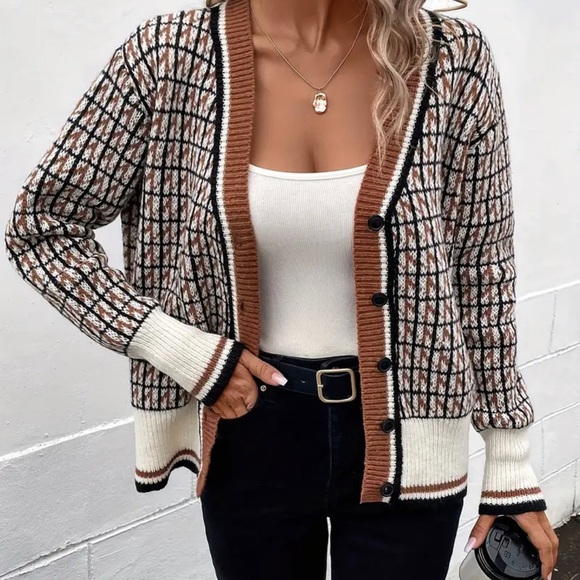 NWOT Shawnee cardigan blown/black/cream. Sold out online for $42. - Picture 7 of 9